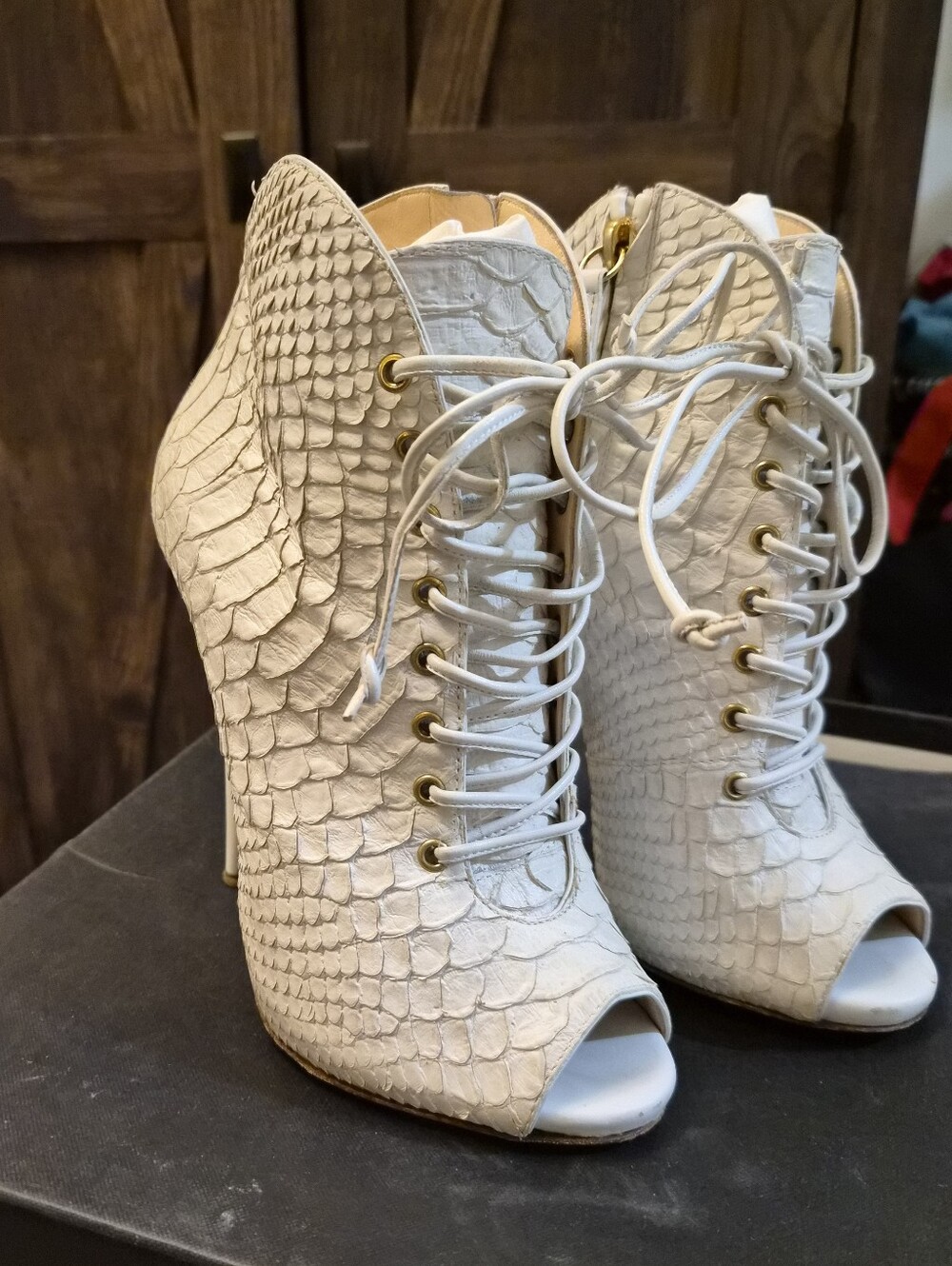 Giuseppe Zanotti Cream Snakeskin Lace-Up Peep-Toe Stiletto Booties